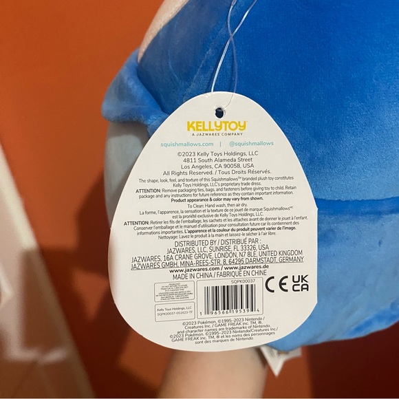 Pokemon Squishmallow Piplup 10” - Picture 6 of 10